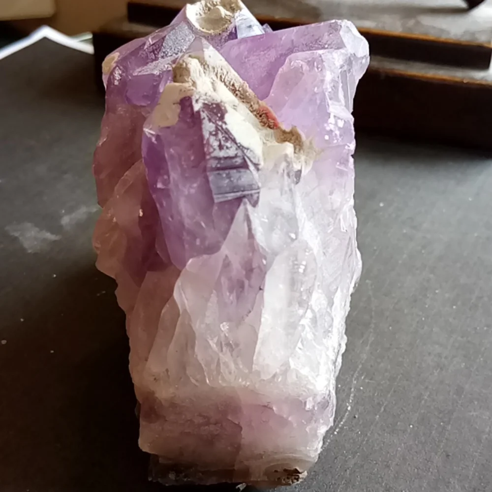 Large natural Amethyst - Picture 6 of 8